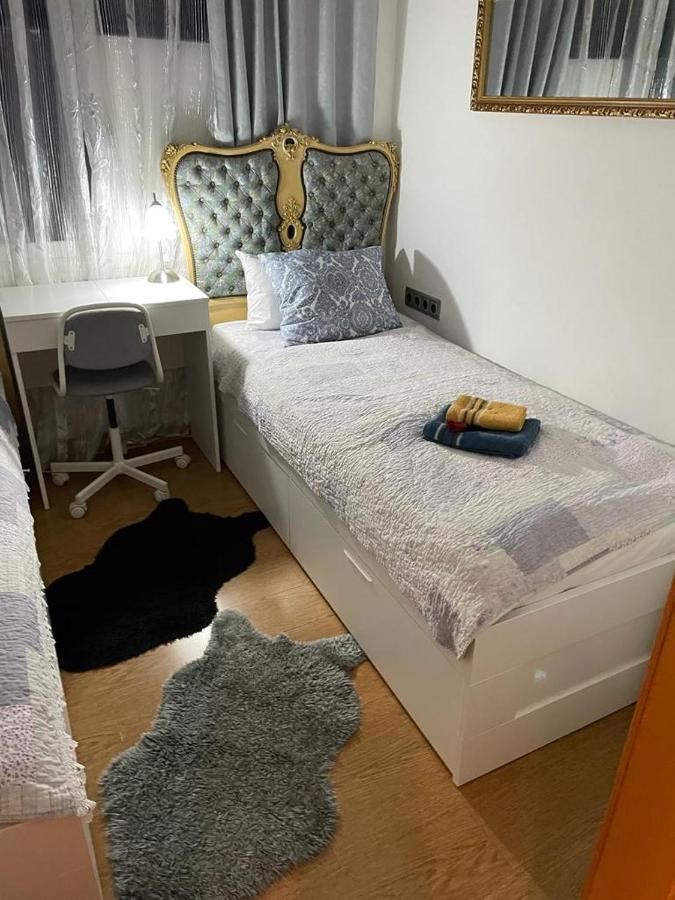 Cozy Flat Apartment Sant Adria de Besos Ngoại thất bức ảnh